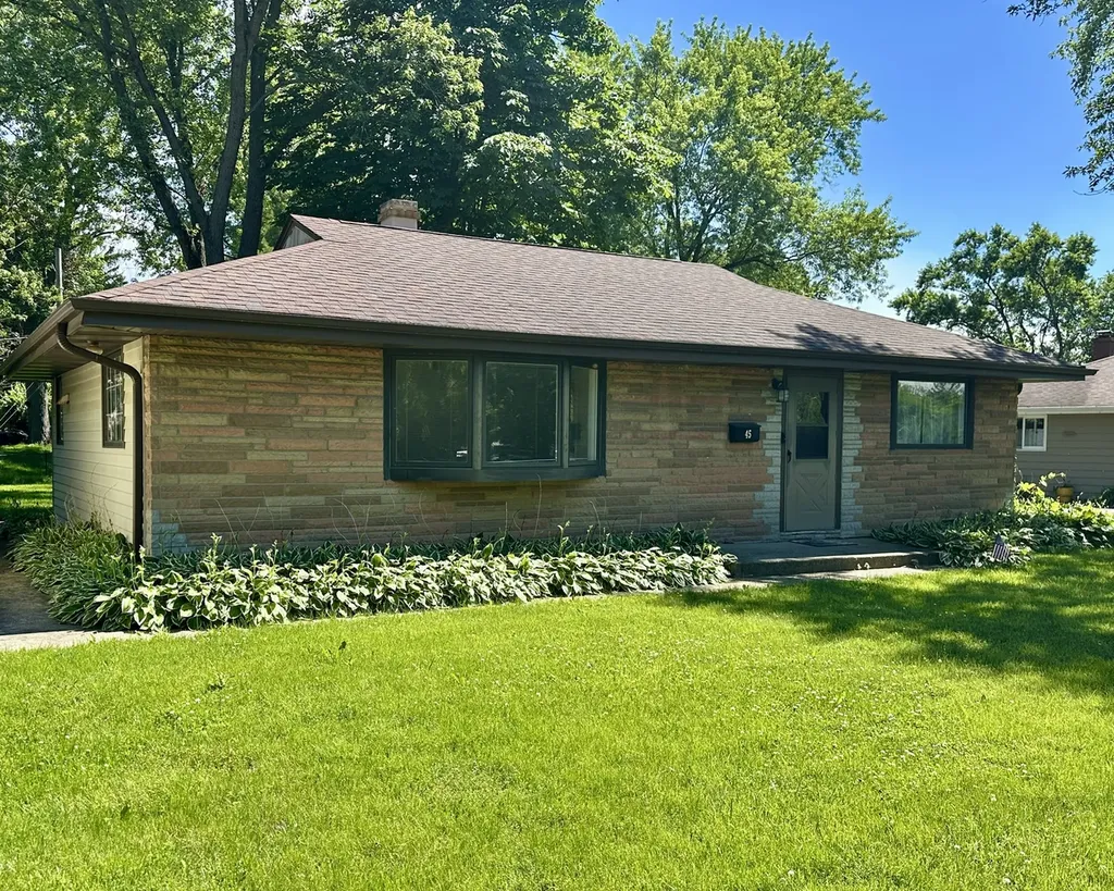 45 Golfview Road Lake Zurich IL 60047