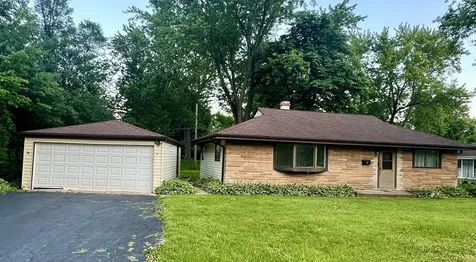 45 Golfview Road Lake Zurich IL 60047
