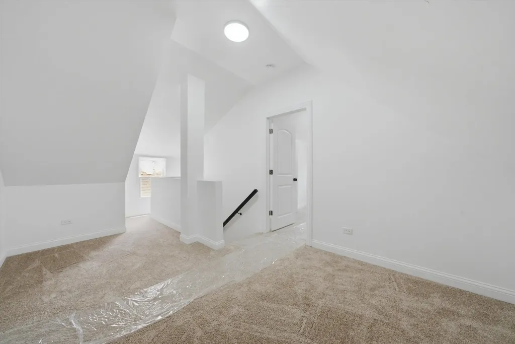 6604 South Rockwell Street Chicago IL 60629