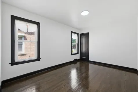 6604 South Rockwell Street Chicago IL 60629