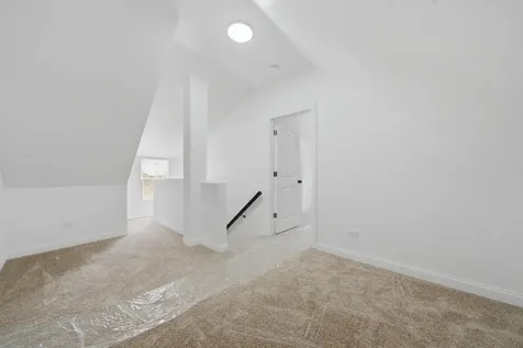 6604 South Rockwell Street Chicago IL 60629