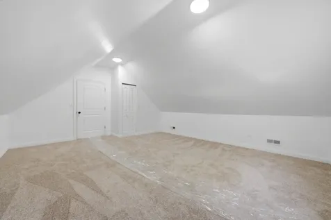 6604 South Rockwell Street Chicago IL 60629
