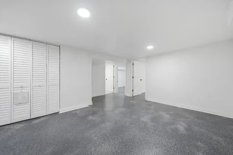 6604 South Rockwell Street Chicago IL 60629