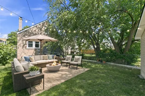 6604 South Rockwell Street Chicago IL 60629