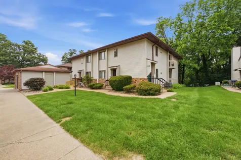 5812 36TH Avenue Court Moline IL 61265
