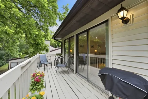 5812 36TH Avenue Court Moline IL 61265