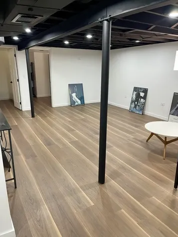 8739 South Bennett Avenue Chicago IL 60617