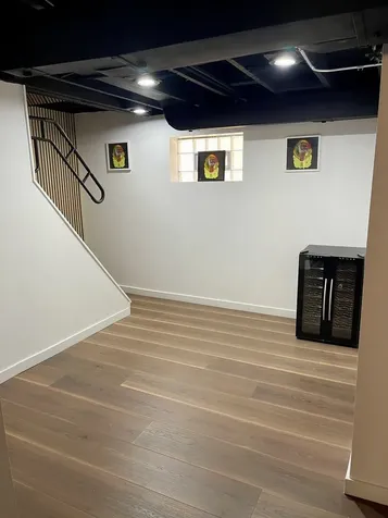 8739 South Bennett Avenue Chicago IL 60617