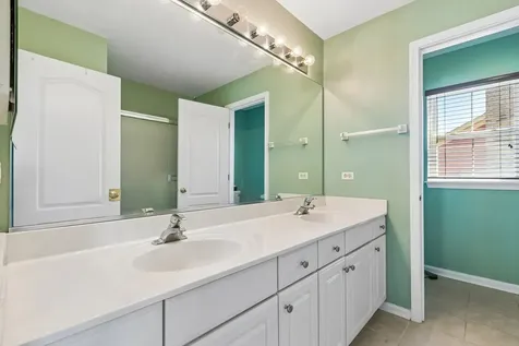 152 Ranney Avenue Vernon Hills IL 60061