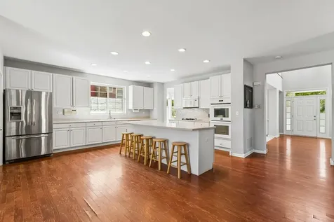 152 Ranney Avenue Vernon Hills IL 60061
