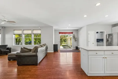 152 Ranney Avenue Vernon Hills IL 60061