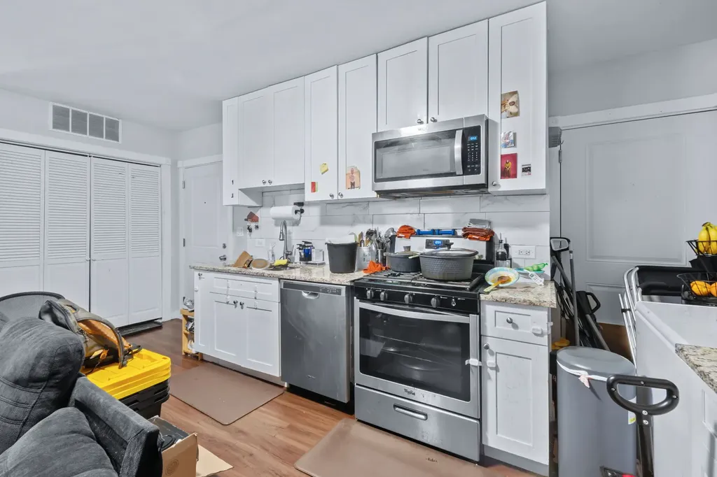 7441 North Rogers Avenue Chicago IL 60626