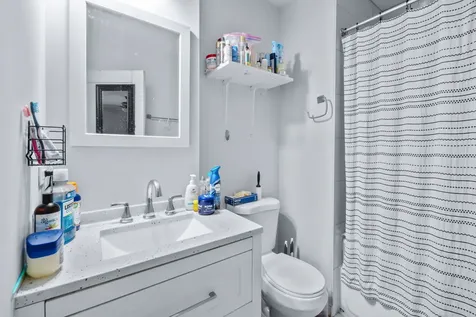 7441 North Rogers Avenue Chicago IL 60626