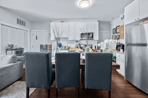 7441 North Rogers Avenue Chicago IL 60626