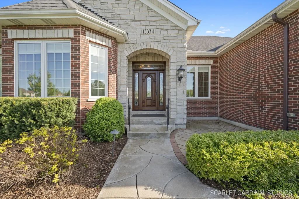 13334 Kerr Street Plainfield IL 60585