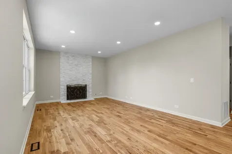 2819 Sweet Clover Way Wauconda IL 60084