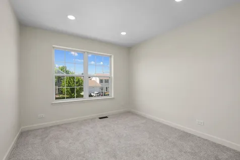 2819 Sweet Clover Way Wauconda IL 60084