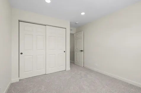 2819 Sweet Clover Way Wauconda IL 60084