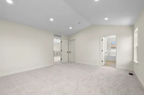 2819 Sweet Clover Way Wauconda IL 60084