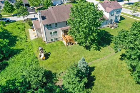 2819 Sweet Clover Way Wauconda IL 60084