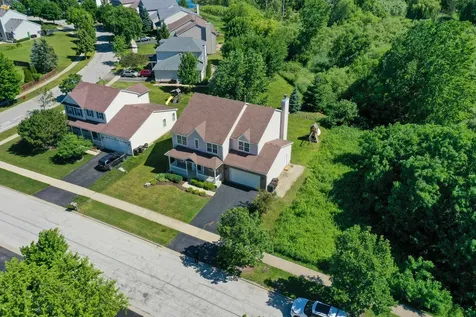 2819 Sweet Clover Way Wauconda IL 60084