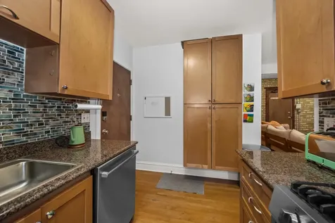 146 Clyde Avenue Evanston IL 60202