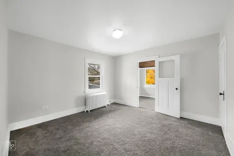 727 North Ridgeland Avenue Oak Park IL 60302