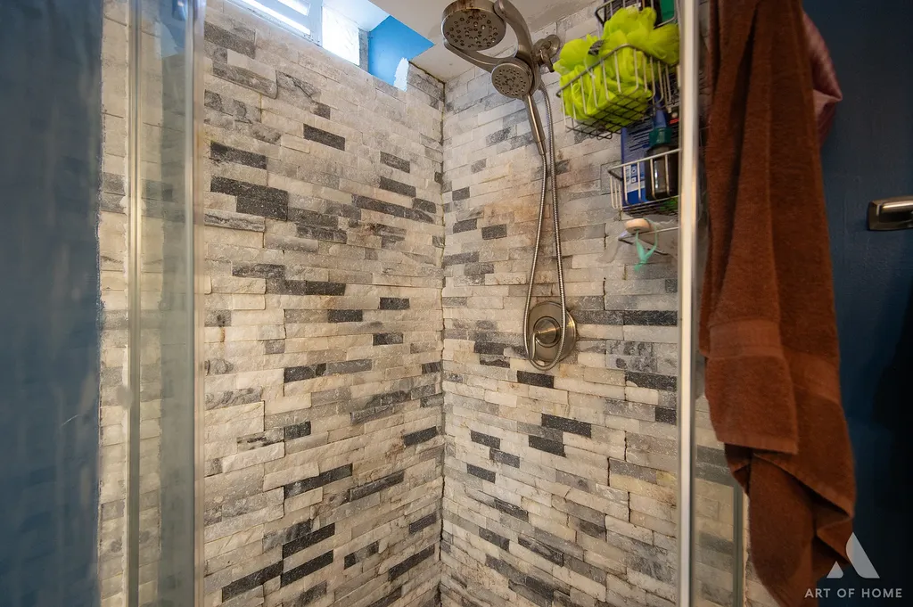 18W101 Standish Lane Villa Park IL 60181