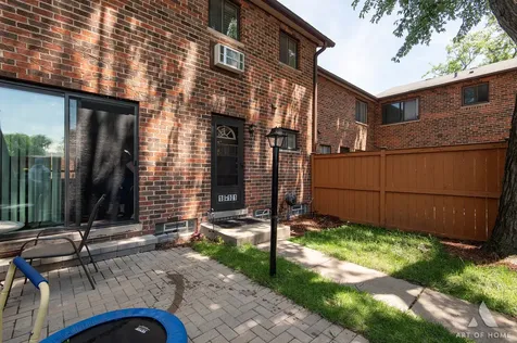 18W101 Standish Lane Villa Park IL 60181