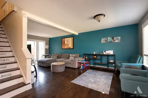 18W101 Standish Lane Villa Park IL 60181