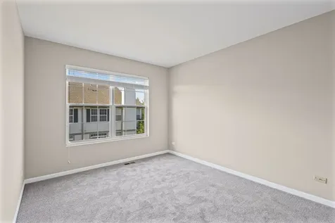 535 North Red Deer Road Round Lake IL 60073