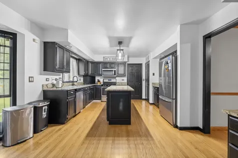 938 Stonehaven Court Elgin IL 60124