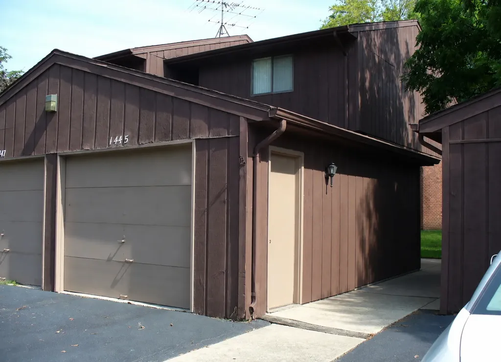 1445 Midland Court Joliet IL 60436