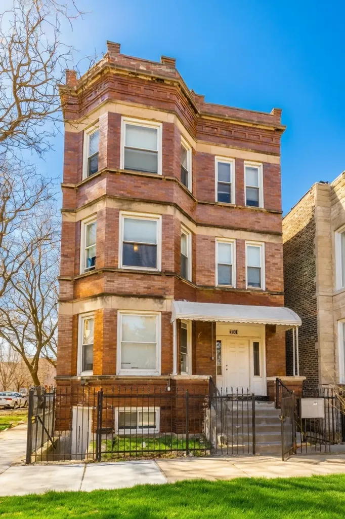 1301 South Christiana Avenue Chicago IL 60623