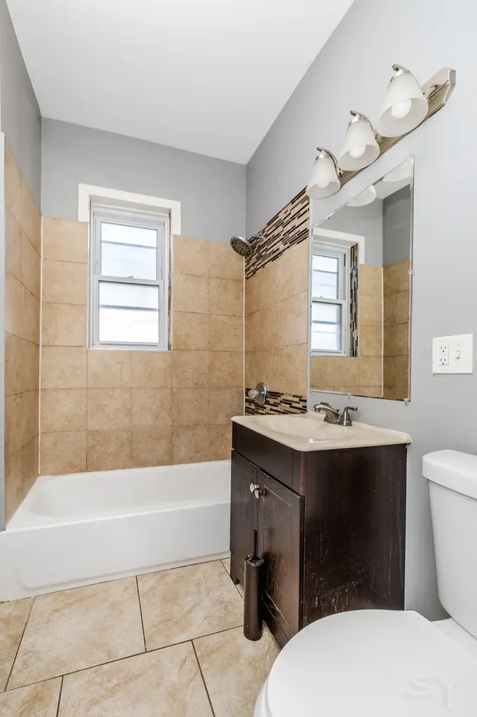 1301 South Christiana Avenue Chicago IL 60623