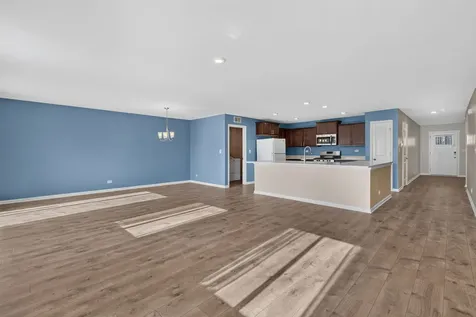 1935 Moran Drive Shorewood IL 60404