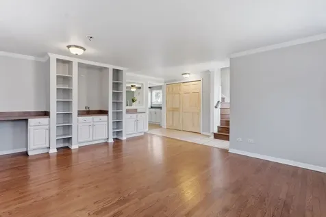 8753 South Kostner Avenue Hometown IL 60456