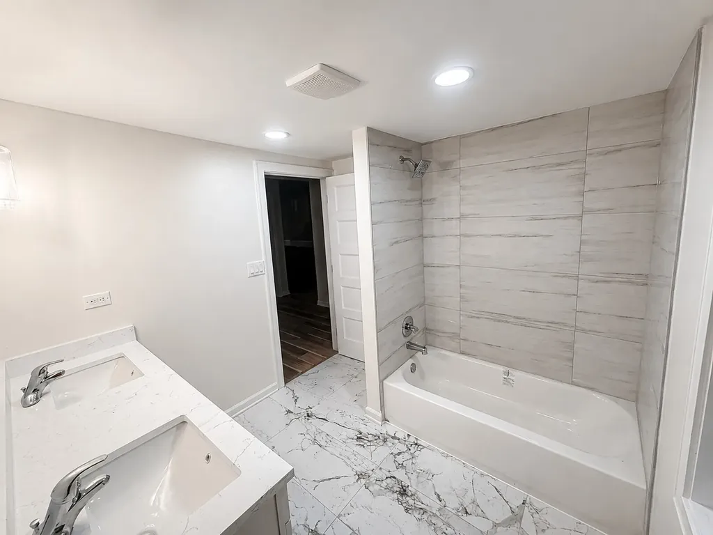 43348 North Forest Drive Antioch IL 60002