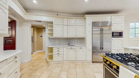 570 Hathaway Circle Lake Forest IL 60045