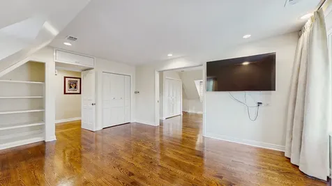 570 Hathaway Circle Lake Forest IL 60045