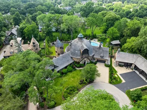 570 Hathaway Circle Lake Forest IL 60045