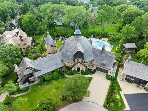 570 Hathaway Circle Lake Forest IL 60045