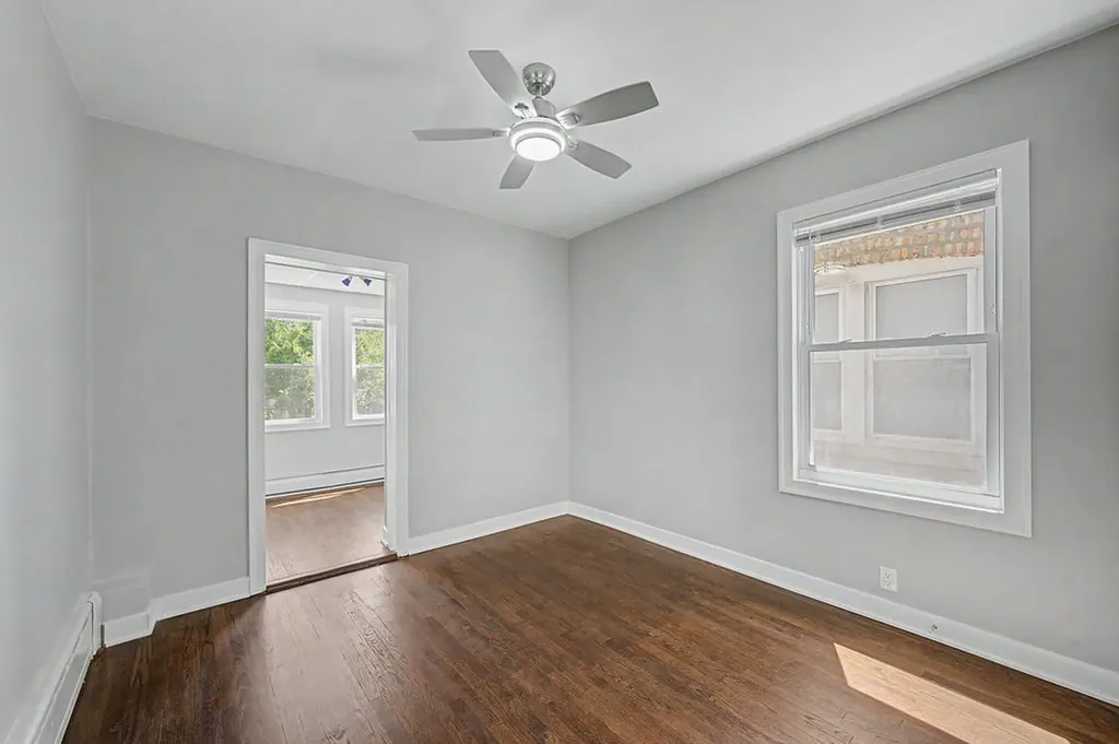 4945 West Addison Street Chicago IL 60641