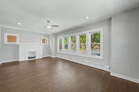 4945 West Addison Street Chicago IL 60641