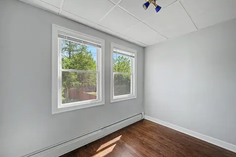 4945 West Addison Street Chicago IL 60641