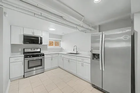 4945 West Addison Street Chicago IL 60641