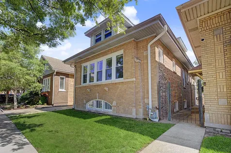 4945 West Addison Street Chicago IL 60641