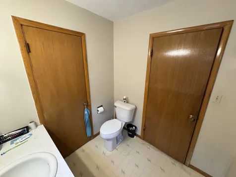 103 West Walnut Street Oglesby IL 61348