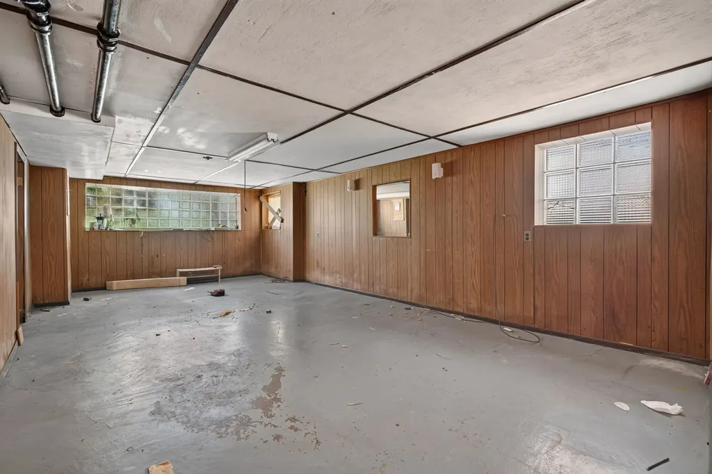 4824 West Concord Place Chicago IL 60639