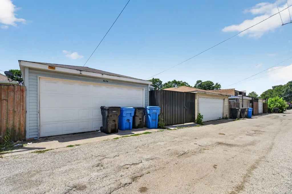 4824 West Concord Place Chicago IL 60639